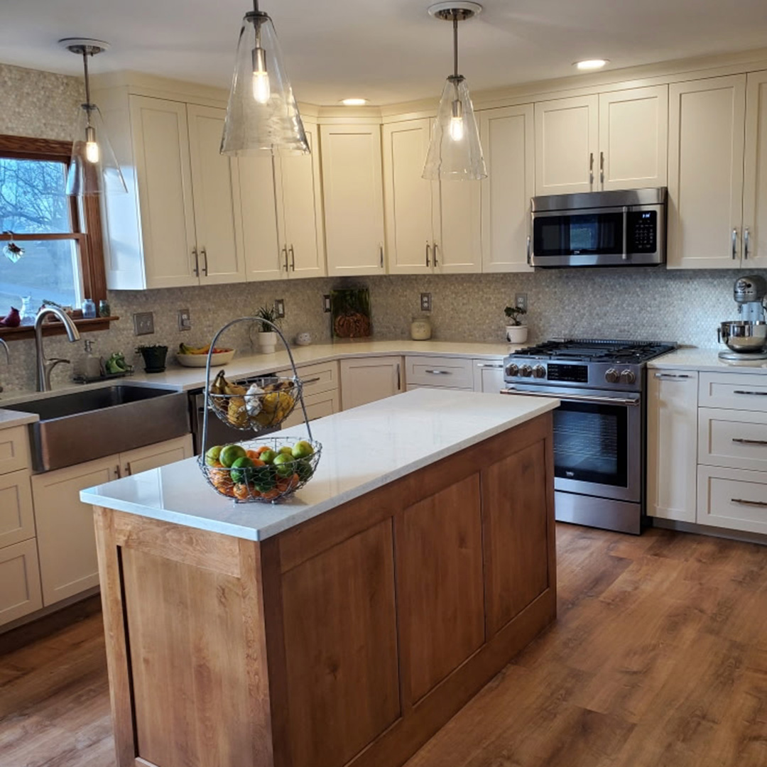 Modern tile kitchen backsplash in Wooster, Ohio